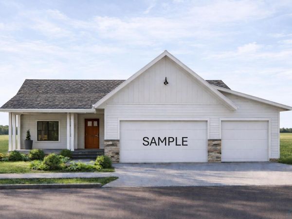 530 Davis Blvd., Akron, IA 51001