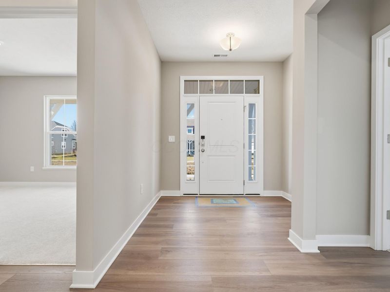 4537 Corsican Loop E, Hilliard, OH 43026 Photo 6