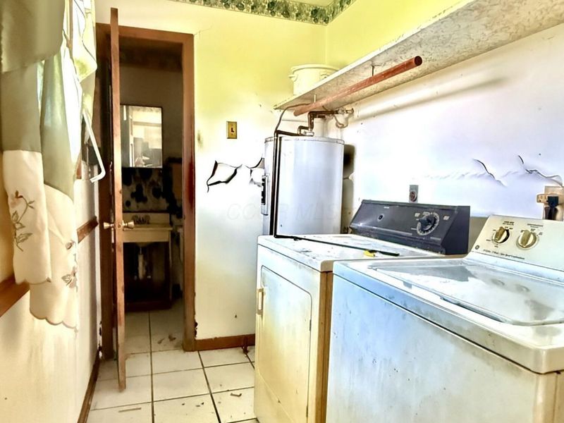 564 Forward Pass Way , Pataskala, OH 43062 Photo 6