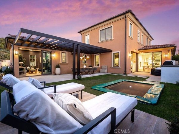 103 Vigna, Irvine, CA 92602