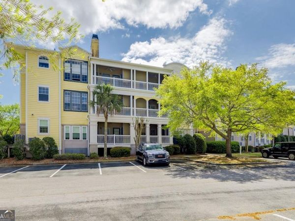 2131 Whitemarsh Way, Savannah, GA 31410