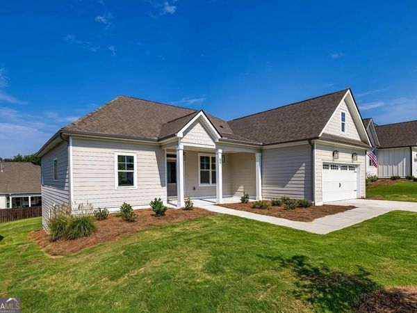 65 Oakhurst Trail, Sharpsburg, GA 30277