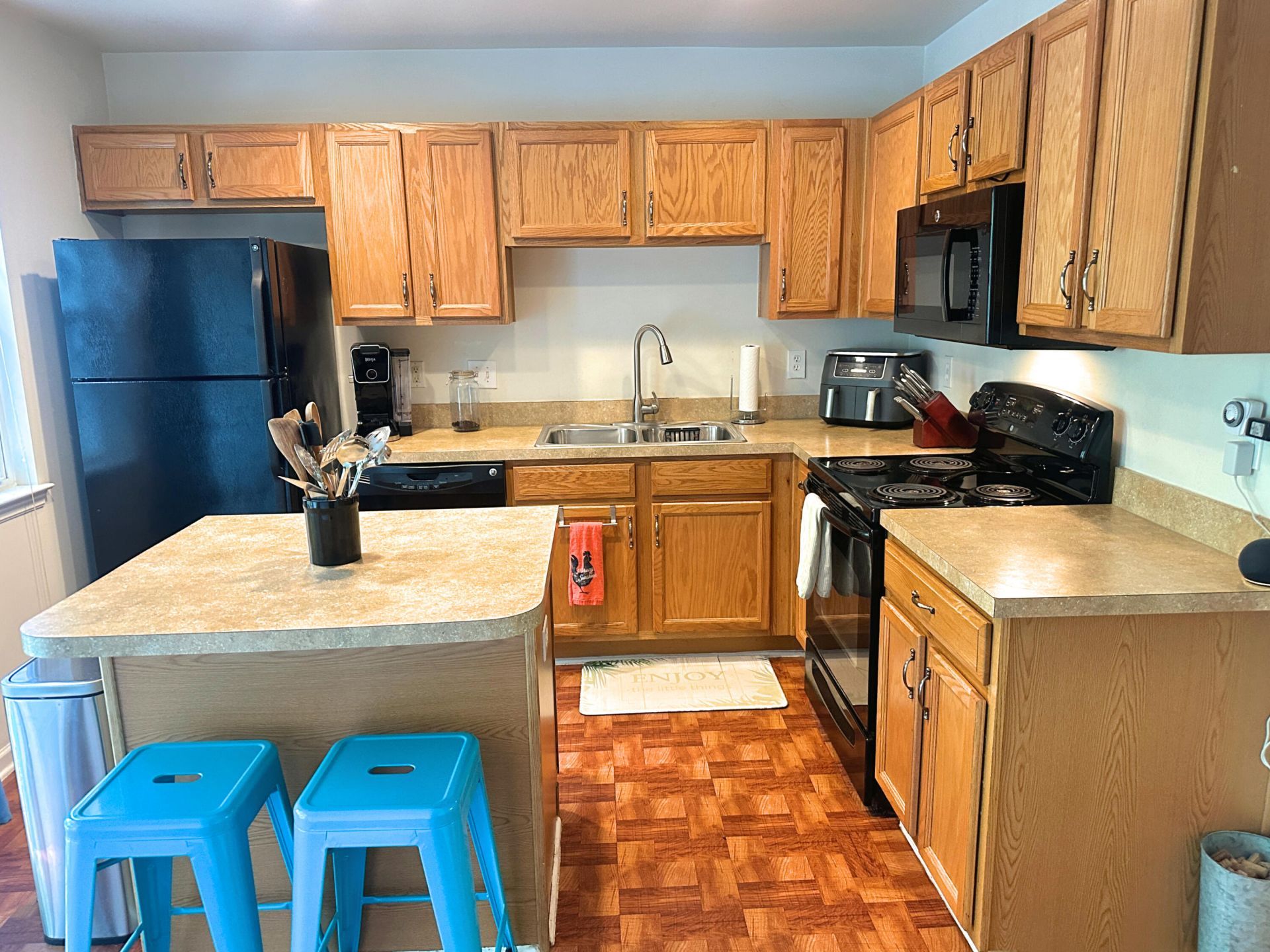 1204 Pine Bluff Drive Photo 8