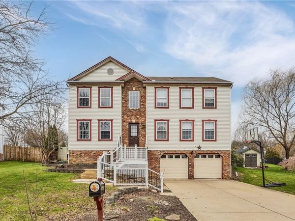 537 Jackson Dr, Unit 501, Apollo, PA 15613