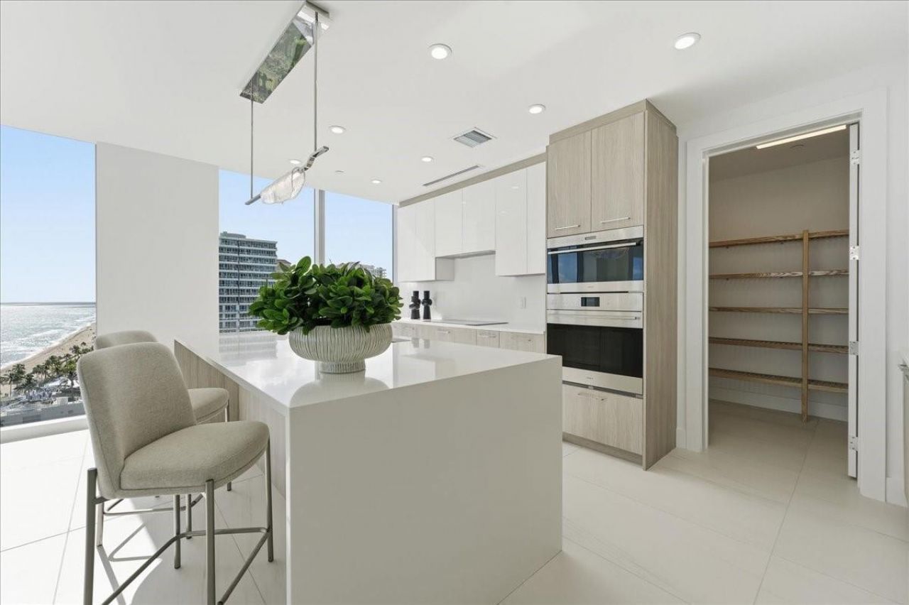 151 N Seabreeze Boulevard, Unit 1601 E, Fort Lauderdale, FL 33304 Photo