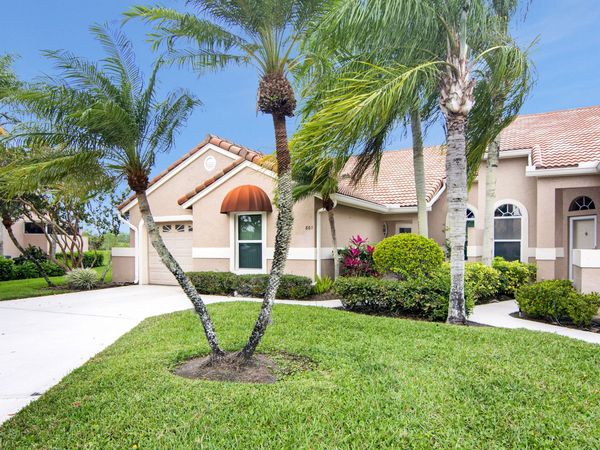 801 Sabal Palm Lane, Palm Beach Gardens, FL 33418