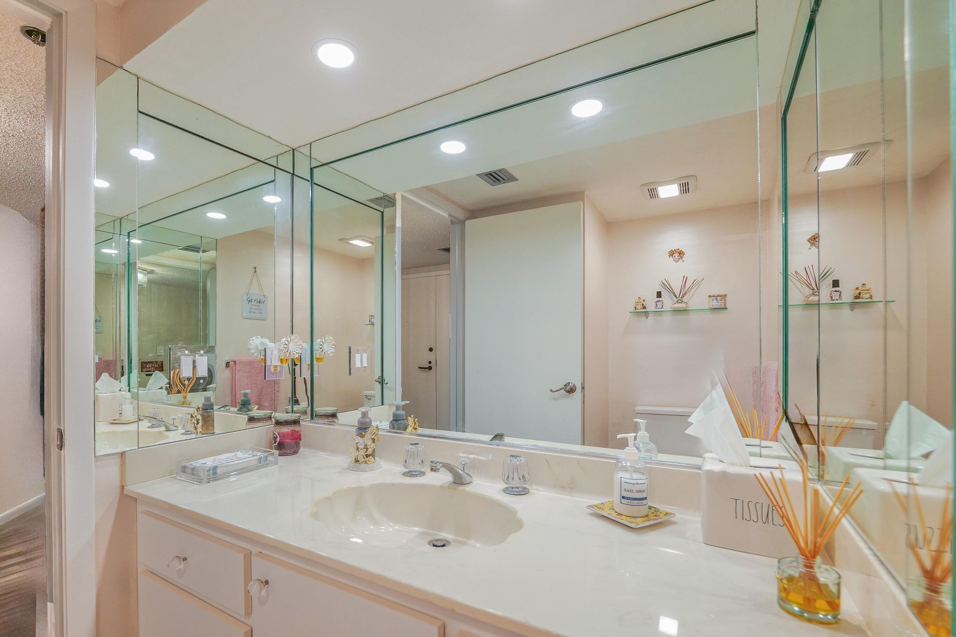 7400 Radice Court, Unit 609, Lauderhill, FL 33319 Photo