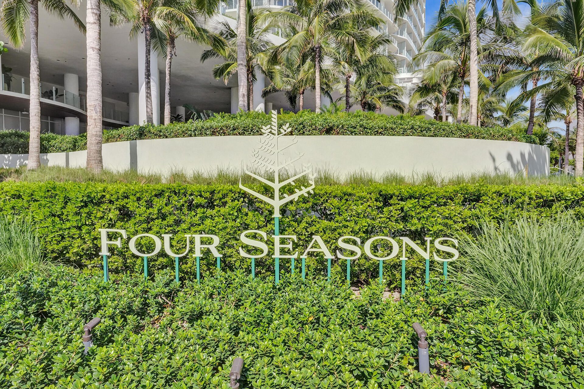 525 N Fort Lauderdale Beach Boulevard, Unit 703, Fort Lauderdale, FL 33304 Photo