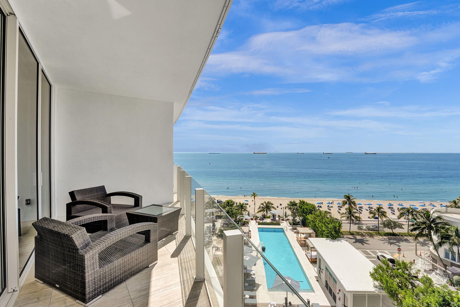 525 N Fort Lauderdale Beach Boulevard, Unit 703, Fort Lauderdale, FL 33304 Photo