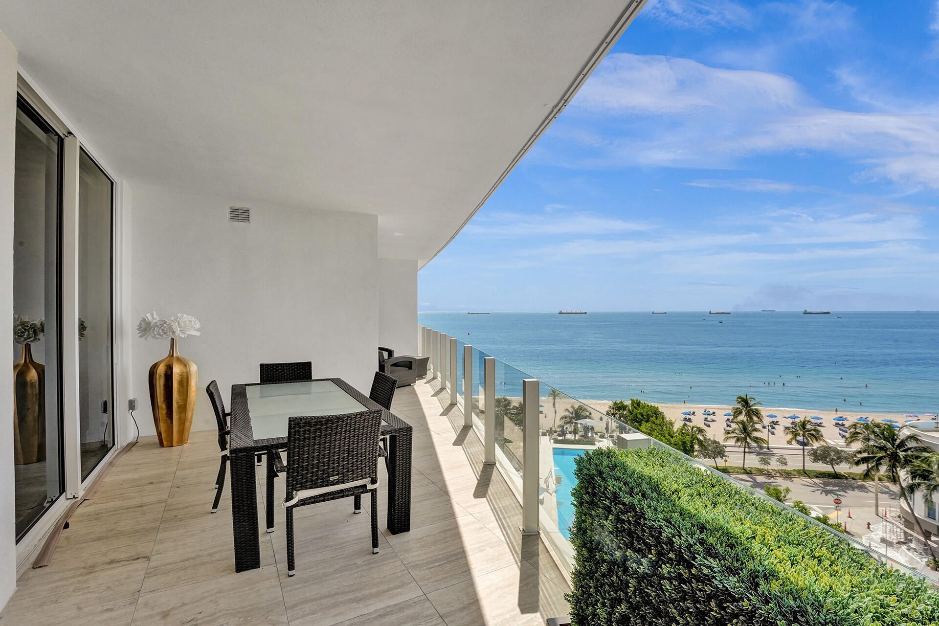 525 N Fort Lauderdale Beach Boulevard, Unit 703, Fort Lauderdale, FL 33304 Photo