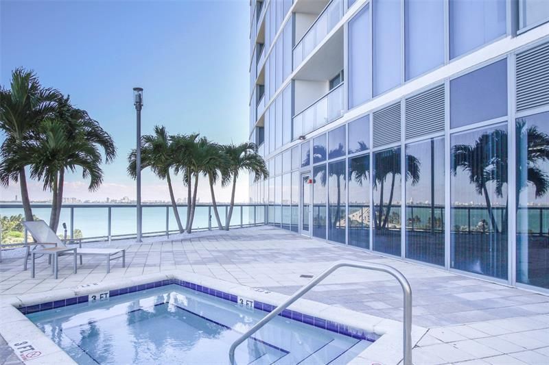 601 NE 36th Street, Unit 2806, Miami, FL 33137 Photo