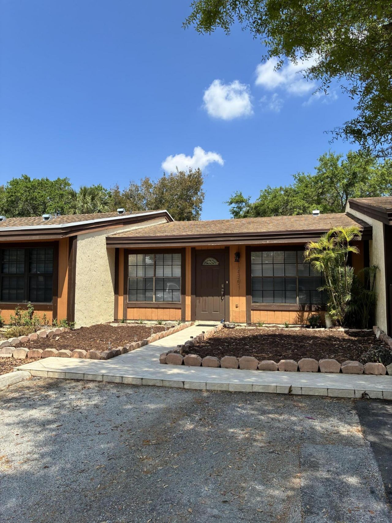 2301 Buttonwood Avenue, Pembroke Pines, FL 33026 Photo