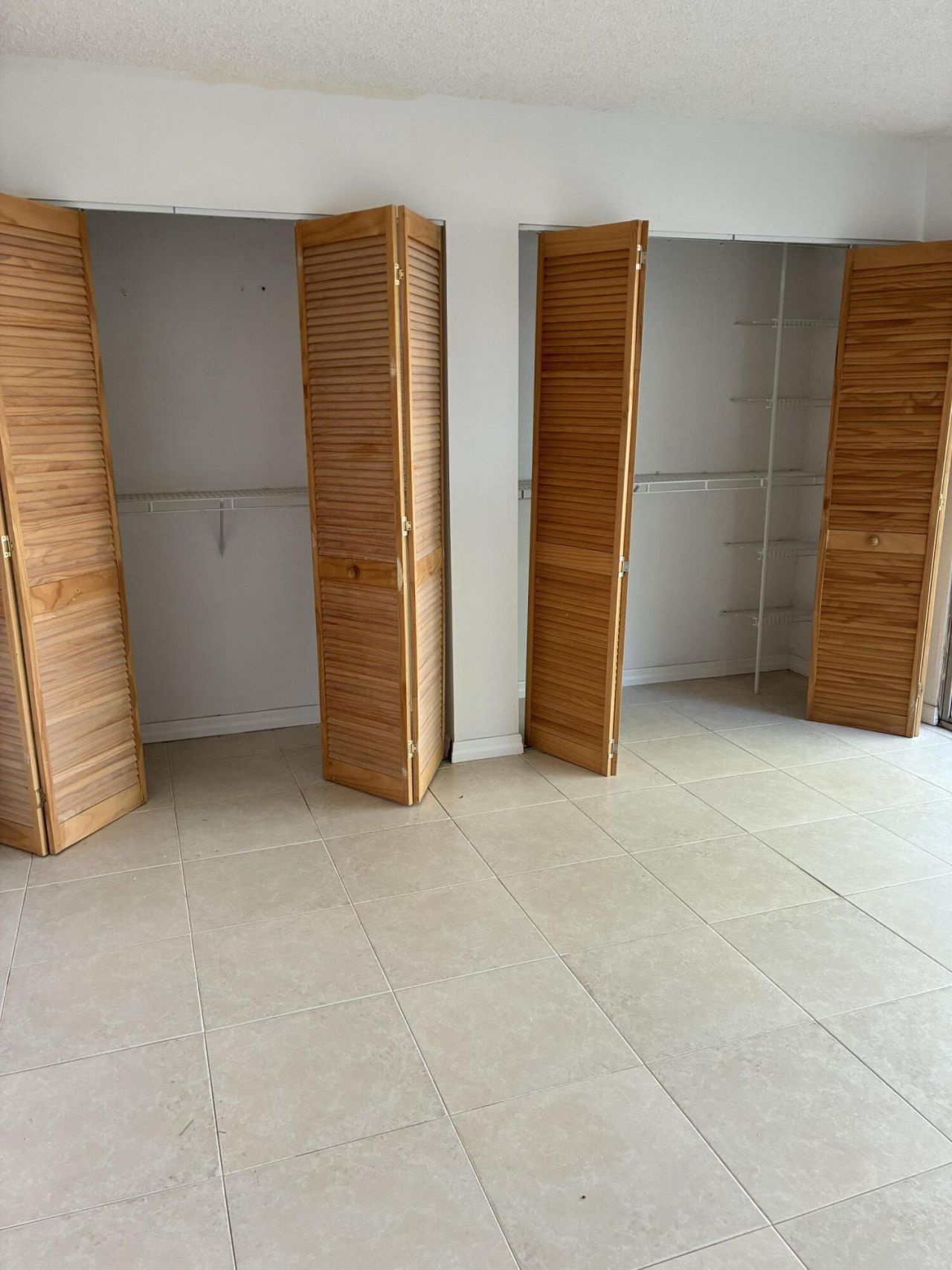 2301 Buttonwood Avenue, Pembroke Pines, FL 33026 Photo