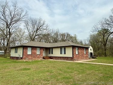 16449 N Lombard Lane , Skiatook, OK 74070