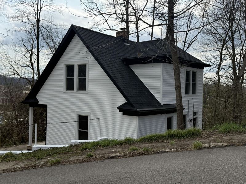 229 N Spring Street, Logan, OH 43138 Photo 2