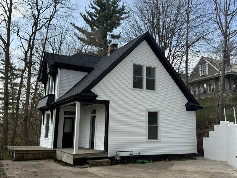 229 N Spring Street, Logan, OH 43138 Photo 3