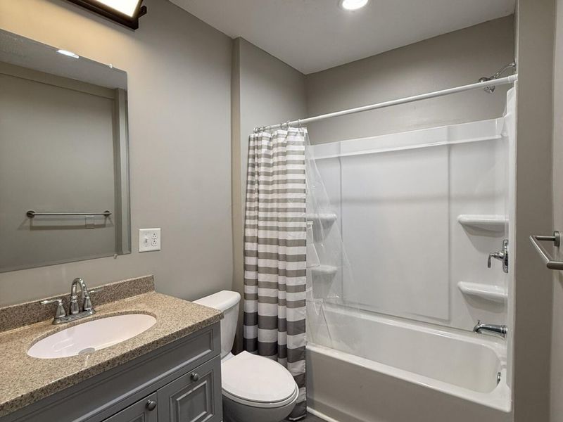 229 N Spring Street, Logan, OH 43138 Photo 7