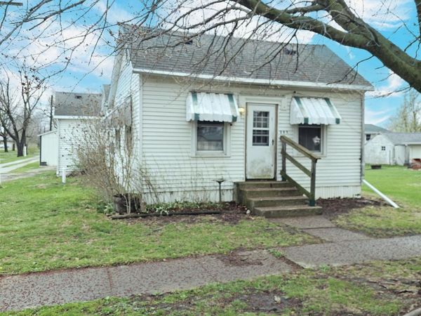 203 STATE Street, Benson, IL 61516