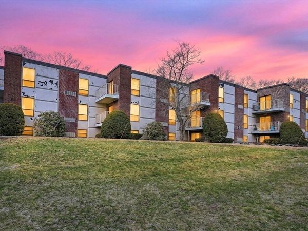 152 Turner Rd, Unit 3, Holliston, MA 01746