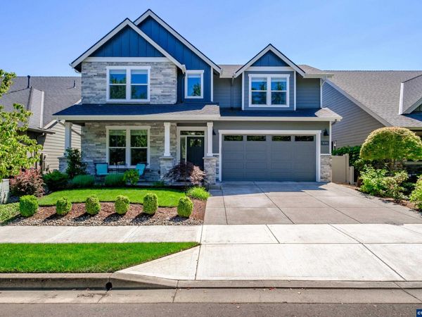 494 Troon Av, Woodburn, OR 97071