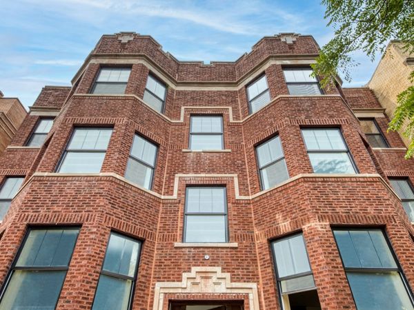 4624 N Ashland Avenue, Unit 2S, Chicago, IL 60640