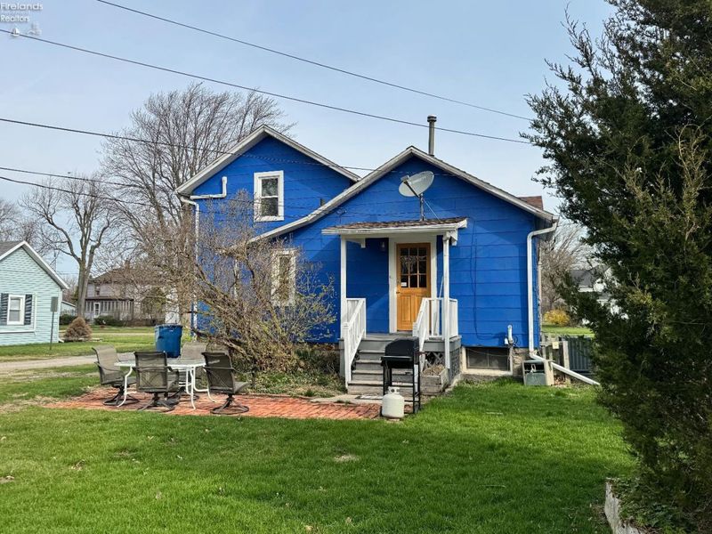 413 W Third Street, Port Clinton, OH 43452 Photo 32