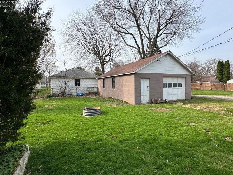 413 W Third Street, Port Clinton, OH 43452 Photo 35
