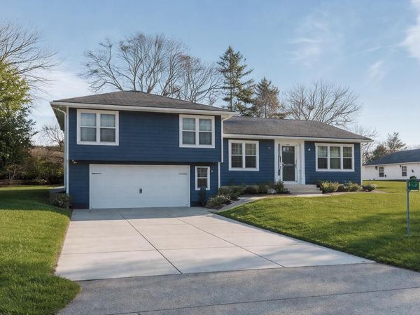 38927 89th STREET, Burlington, WI 53105