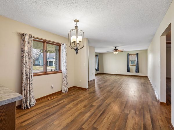 307 S Columbus Street, Pleasantville, IA 50225