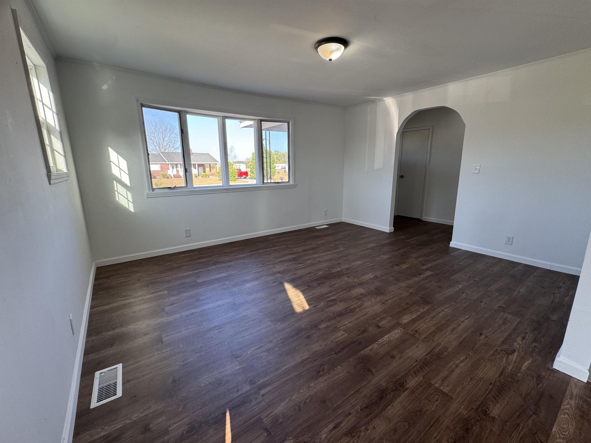 1345 Fisherman Rd Photo 13