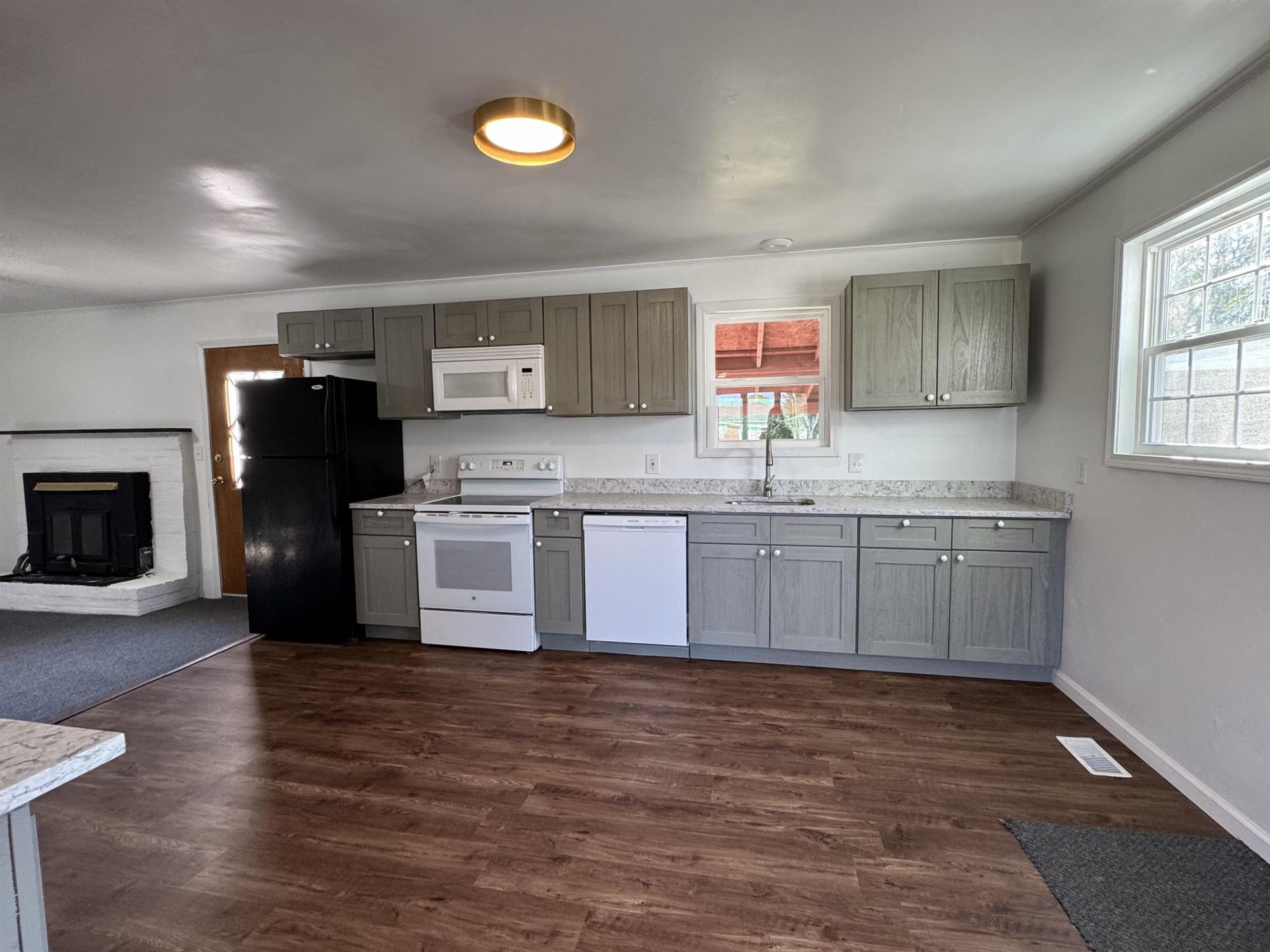 1345 Fisherman Rd Photo 26