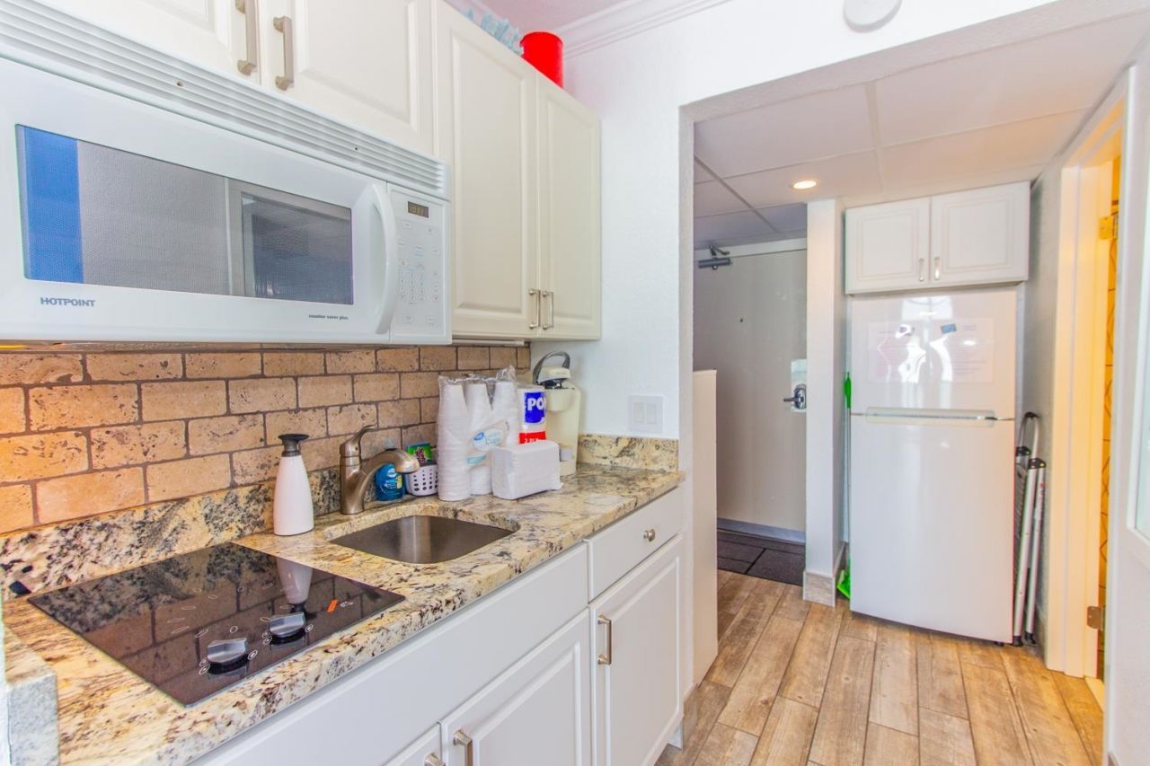 201 74th Ave. N  Photo 21