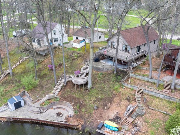 10941 Woodbrook Drive, Cement City, MI 49233