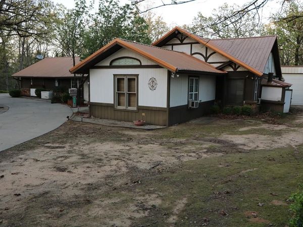 425 Dove Hollow, Paris, TX 75462