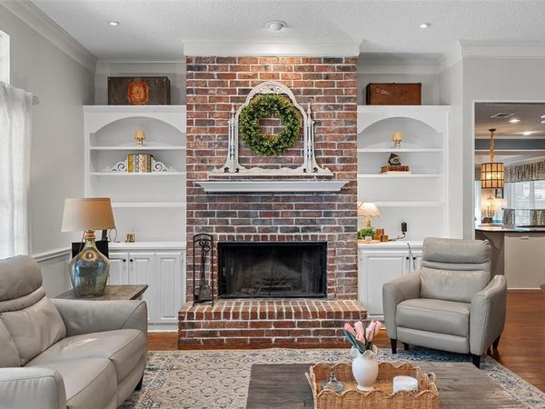 418 Riverview Drive, Woodway, TX 76712