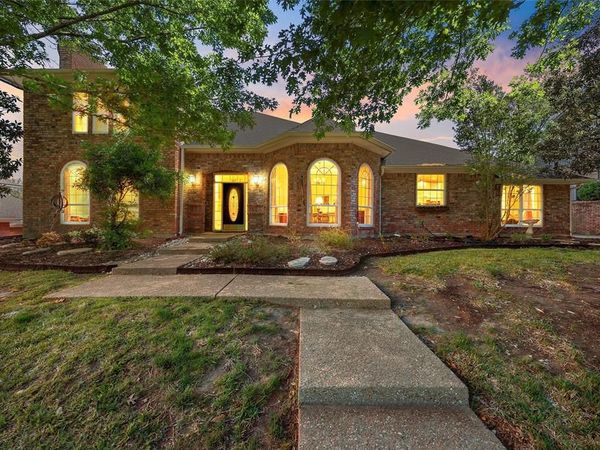 418 Riverview Drive, Woodway, TX 76712