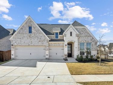 2100 Pleasant Run Lane, Fort Worth, TX 76008