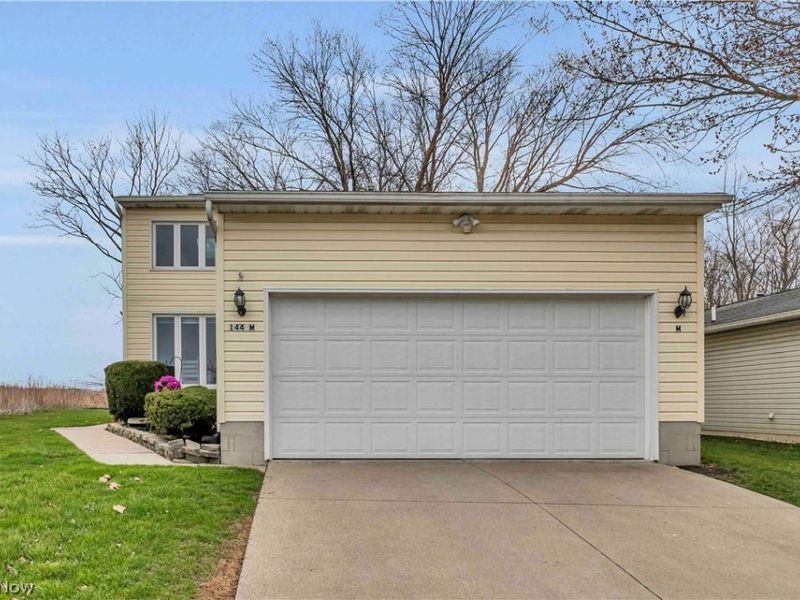 144 Royal Crest Drive , Unit M, Seville, OH 44273 Photo 2