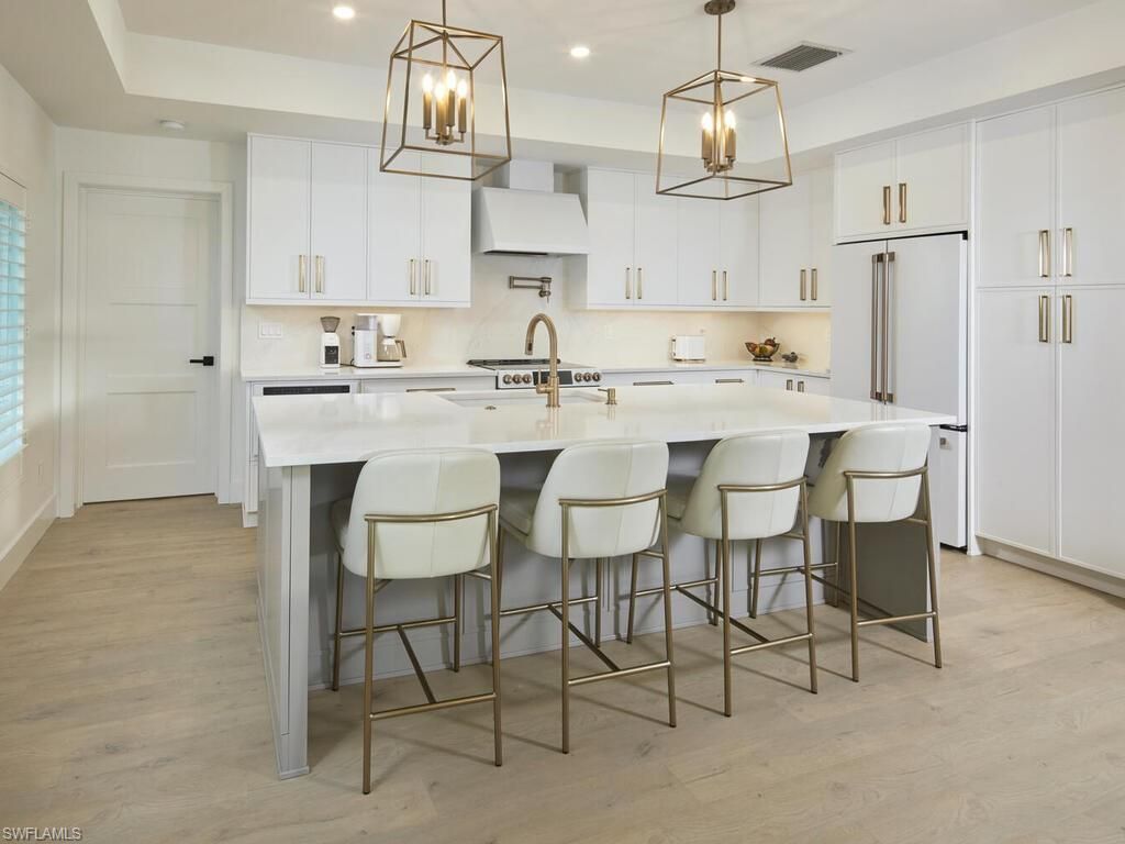 1080 13th St N, Naples, FL 34102 Photo