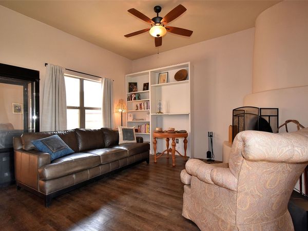 1558 Calle Angelina , Santa Fe, NM 87507