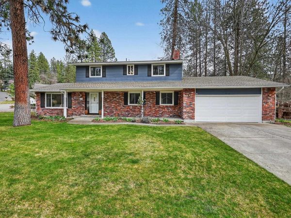 9806 N Seminole Dr, Spokane, WA 99208