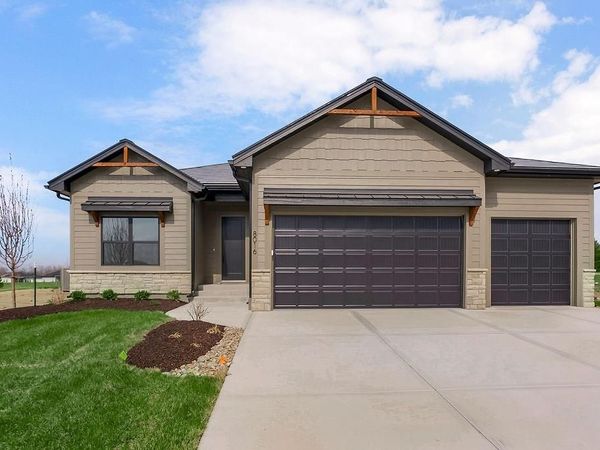 8016 SE Hoot Owl Street, Blue Springs, MO 64014