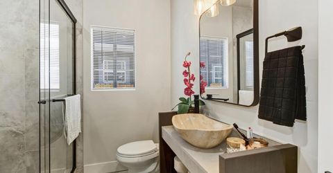 3140 S St, Sacramento, CA 95816 Photo