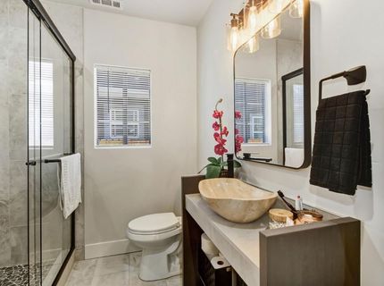 3140 S St, Sacramento, CA 95816 Photo