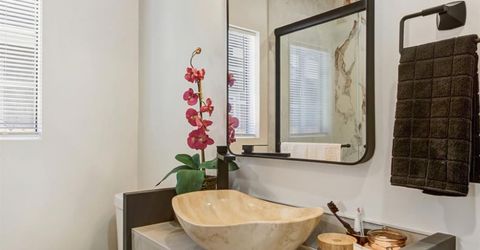 3140 S St, Sacramento, CA 95816 Photo