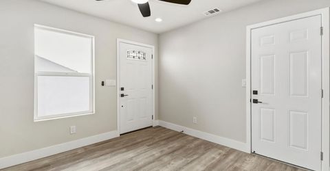 3140 S St, Sacramento, CA 95816 Photo