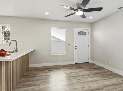 3140 S St, Sacramento, CA 95816 Photo