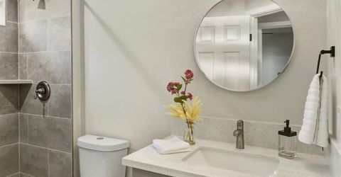 3140 S St, Sacramento, CA 95816 Photo