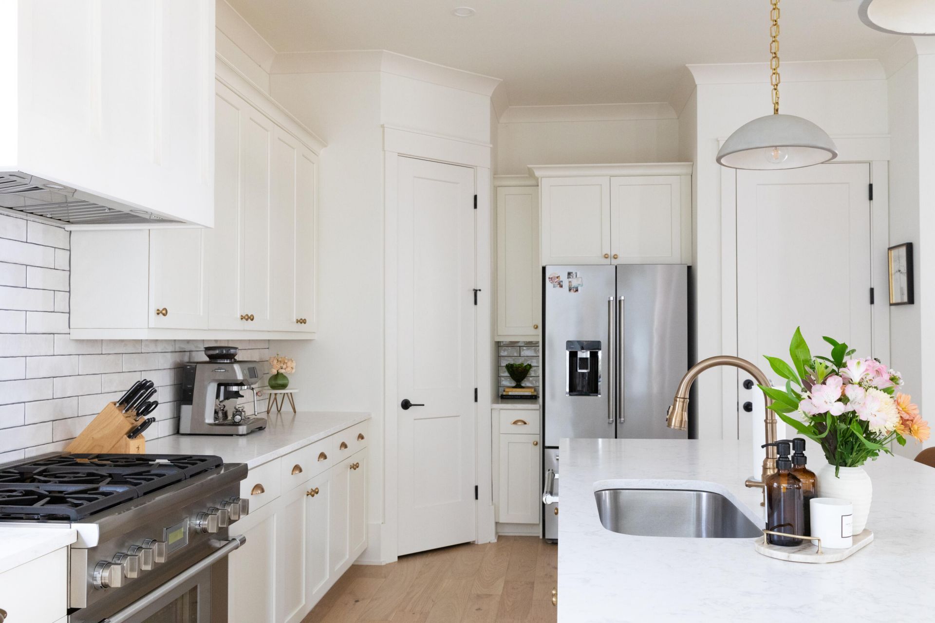 1611 Zurlo Way Photo 11