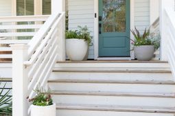 1611 Zurlo Way photo 4